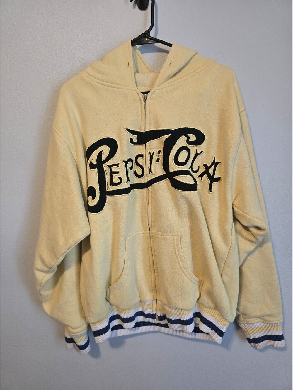 Vintage 90’s Pepsi-Cola Yellow Hoodie (L)